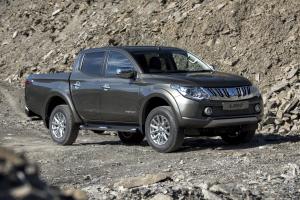 Mitsubishi L200 Double Cab Barbarian 2015 года